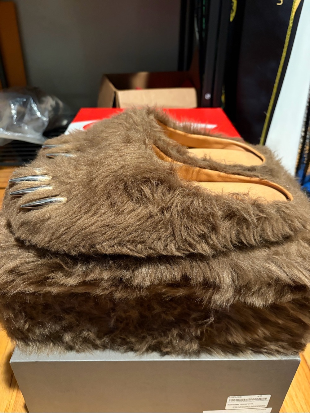 Bravest Studios Brown Faux-Fur Slippers with Claw Detail